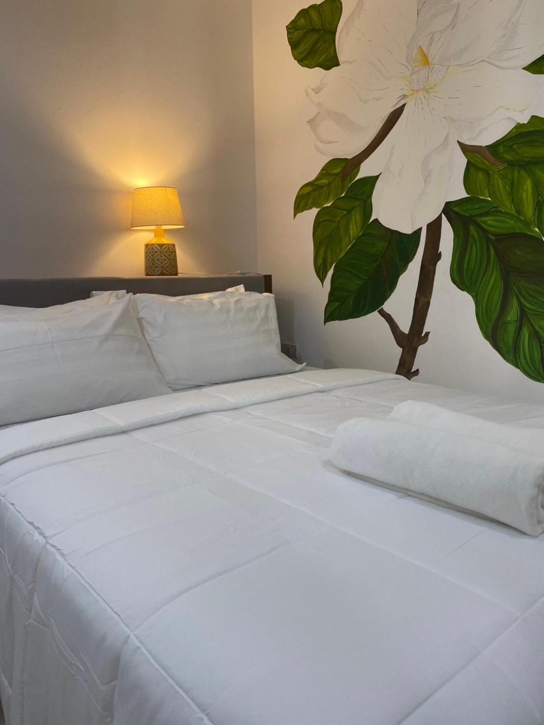Five Loaves Beds Khách sạn 3*